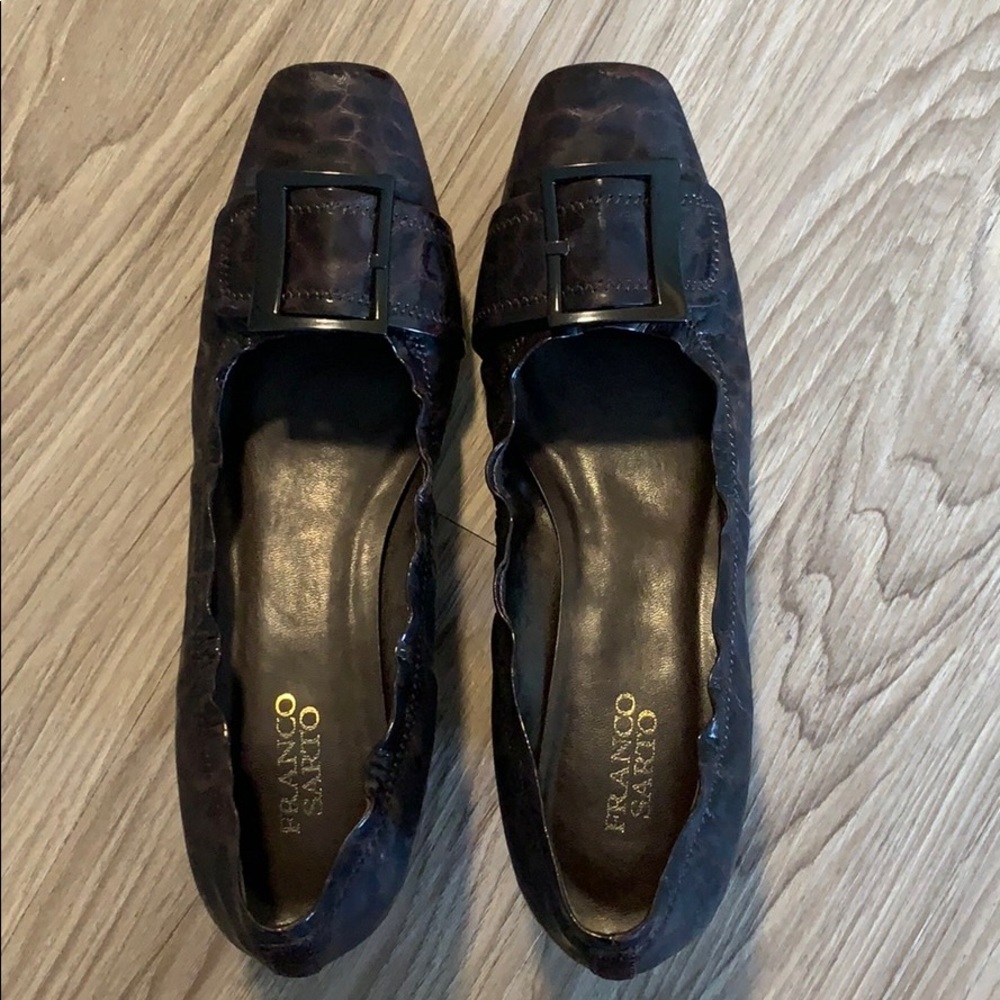 Brown button heel shoe